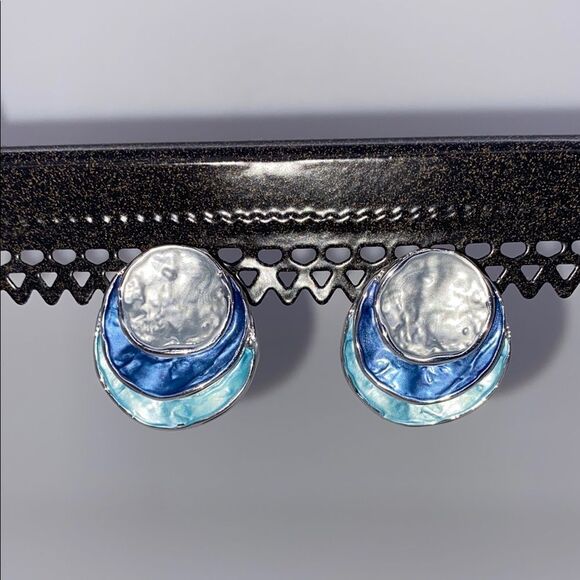 ✨ 🆕 ✨Bohemian Layered Ombre Stud Earrings✨Available: Blue, Brown, Green Tones✨ - Picture 4 of 15